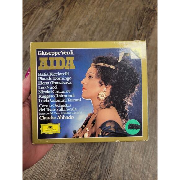 Vintage 1983 Giuseppe Verdi : Aida 3 CD disc Set With Book Included Opera - Picture 1 of 5